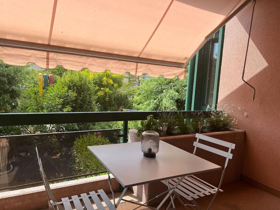 Appartement Calme Et Lumineux De 2,5 Pces Proche Lausanne Ecublens  Ngoại thất bức ảnh