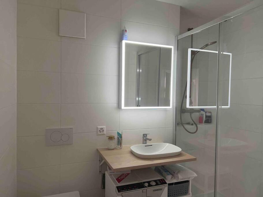 Appartement Calme Et Lumineux De 2,5 Pces Proche Lausanne Ecublens  Ngoại thất bức ảnh